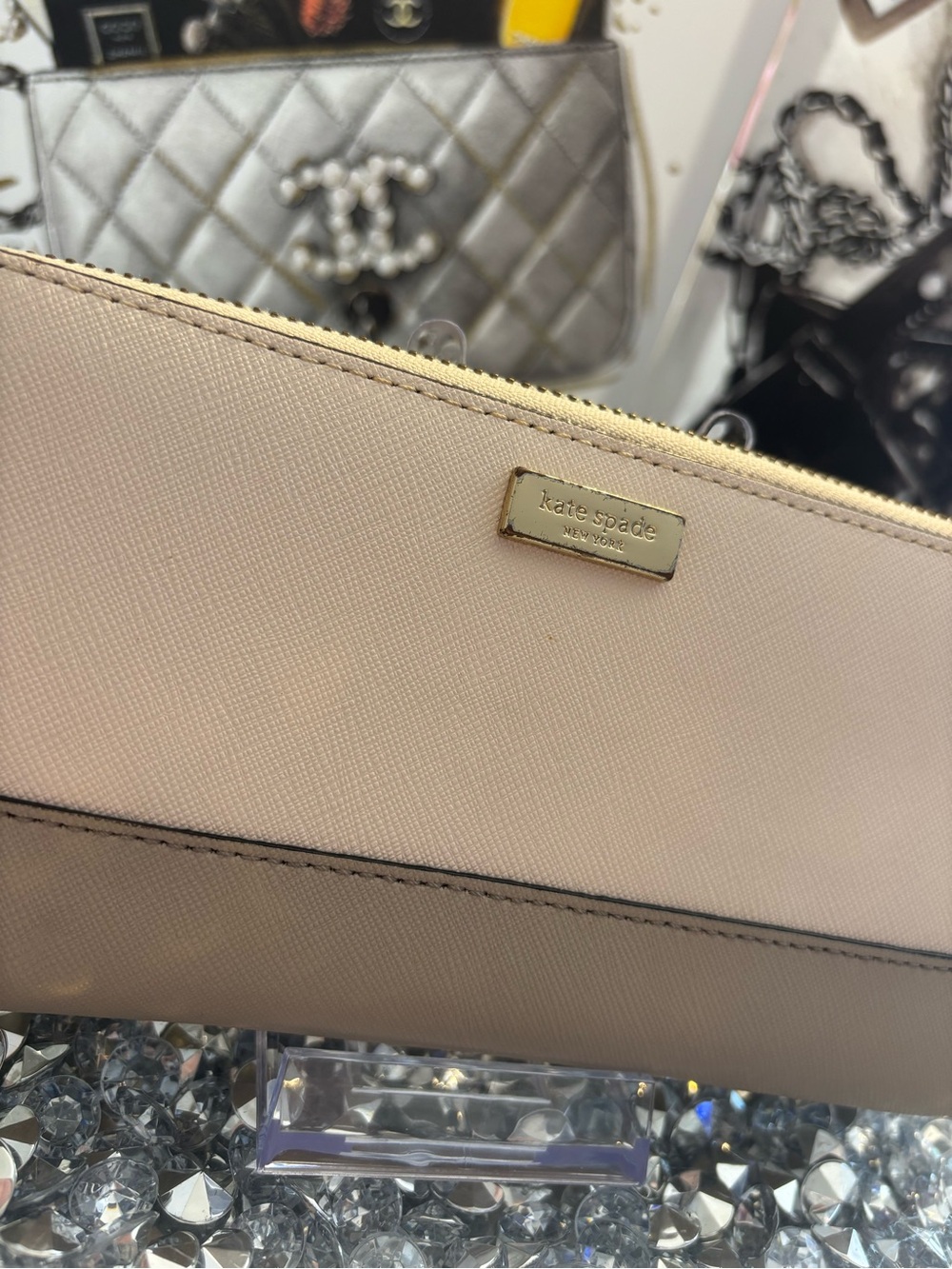 Kate Spade New York Laurel Way or Neda zip-around wallet EUC - Picture 3 of 11